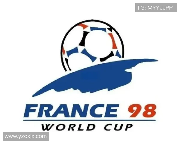 足球巨星亲笔签名照见证荣耀时刻点燃小球星的逐梦激情